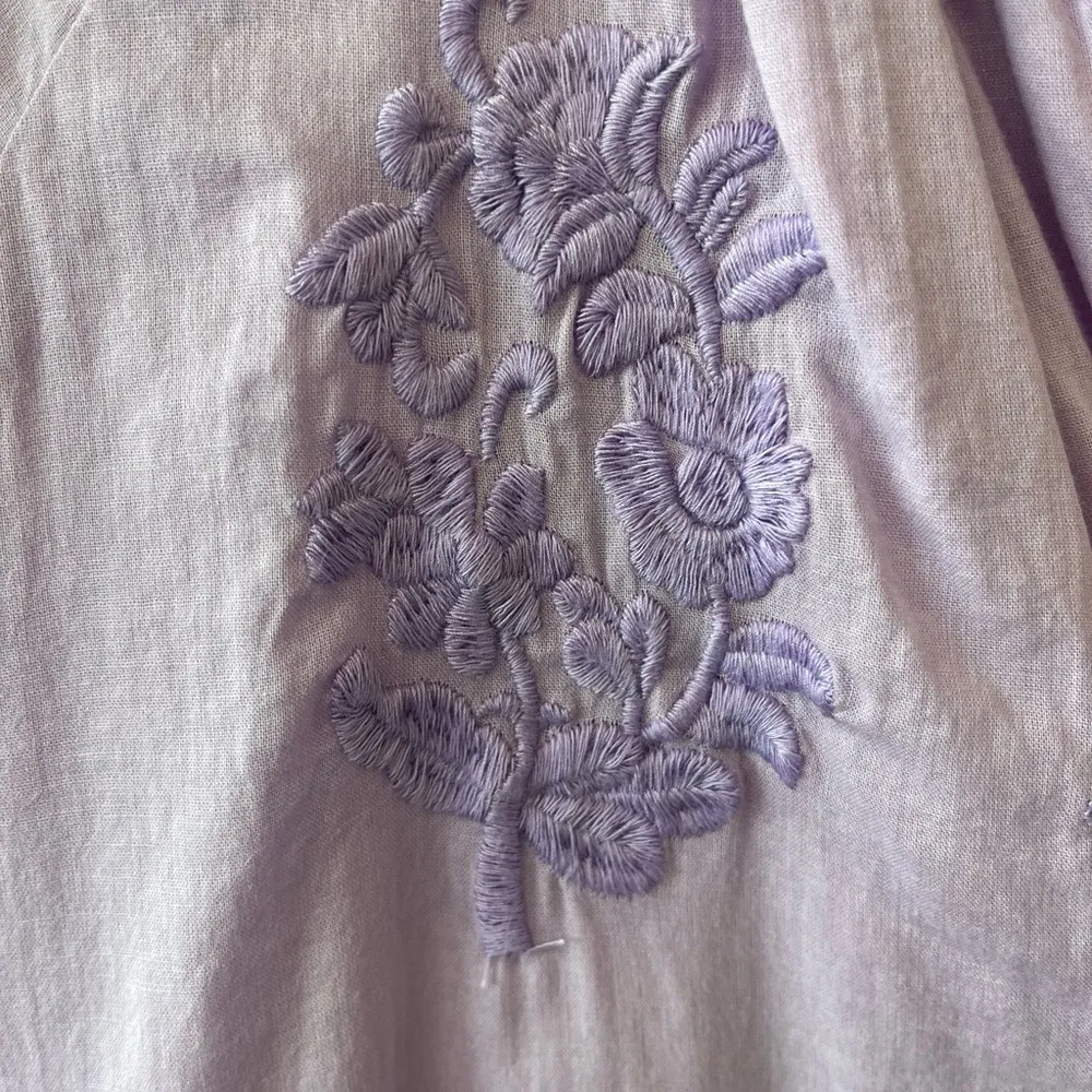 Roller Rabbit Lilac Purple embroidered lightweight top - Image 6