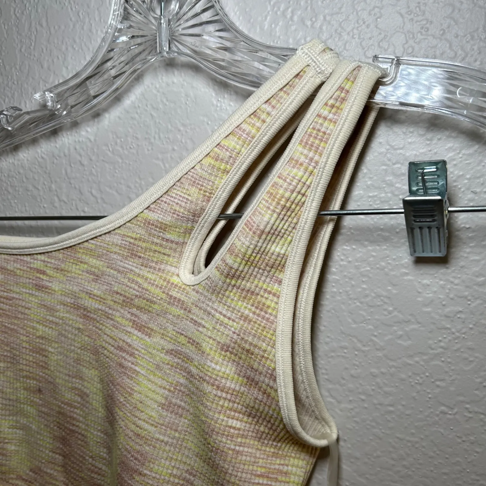 OFFLINE BY Aerie Ribbed One Shoulder Cutout Crop Tank Top colorful Size L casual Yellow Size L - Image 2