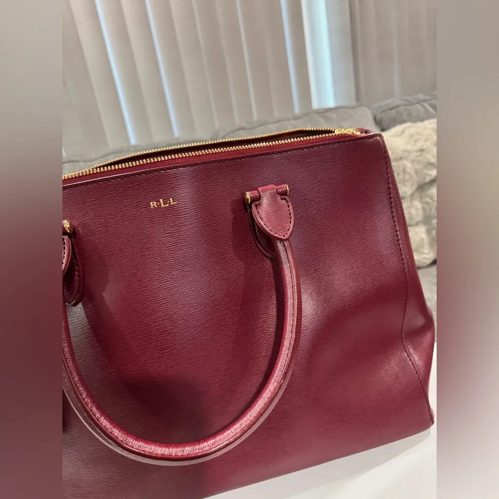 Ralph Lauren Red Leather Tote with Structured Design - Image 14