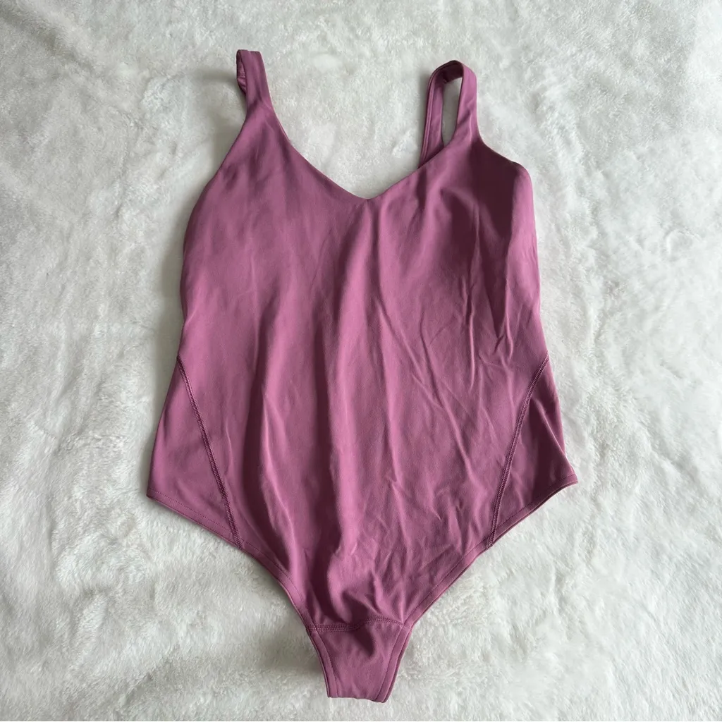 Lululemon Align Bodysuit Velvet Dust Pink Size 8 - Image 4