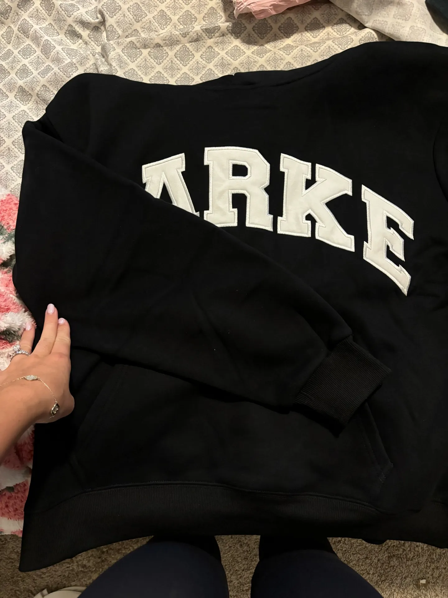 PARKE Hoodie - Image 2