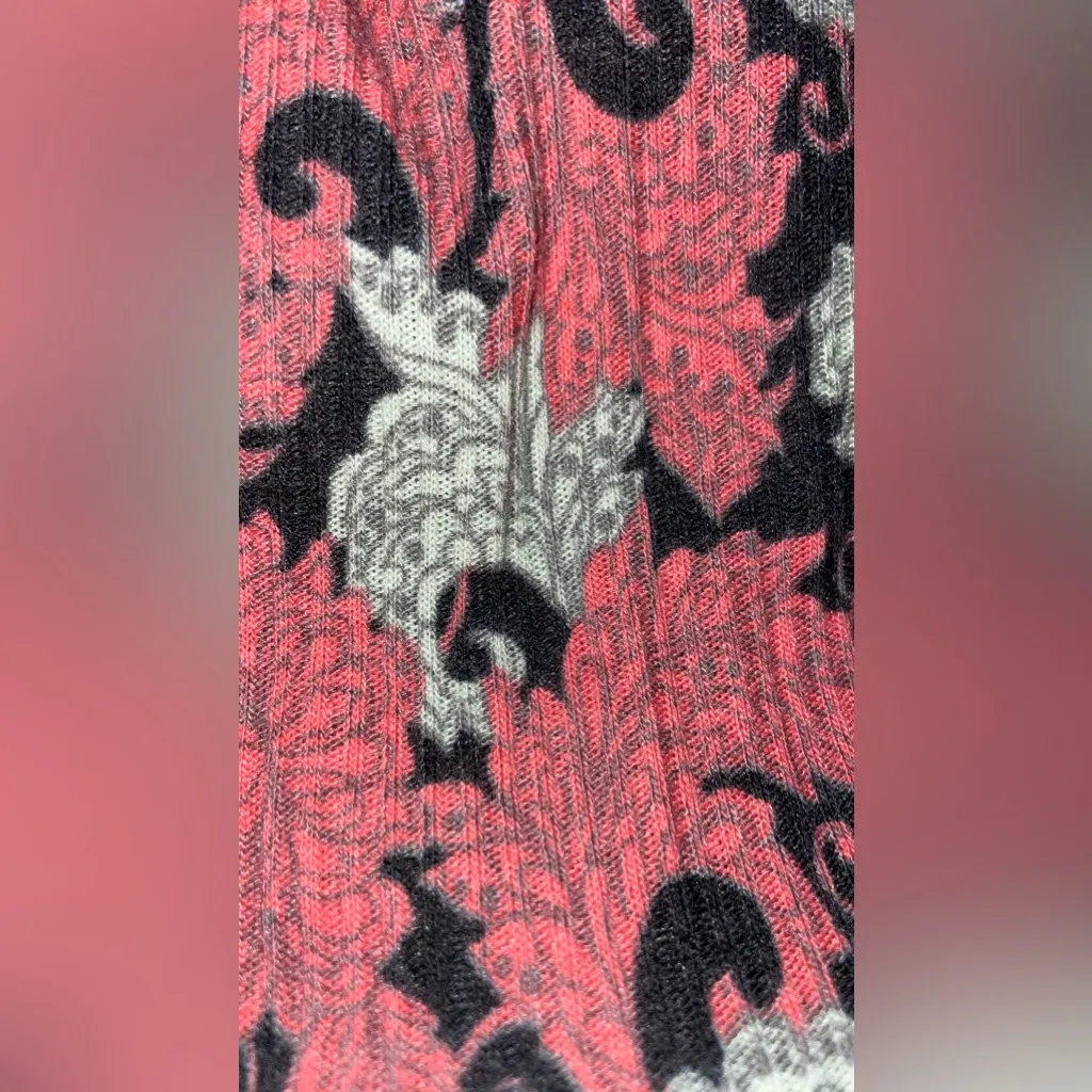 LulaRoe XS JOY sleeveless layering piece. - Image 7