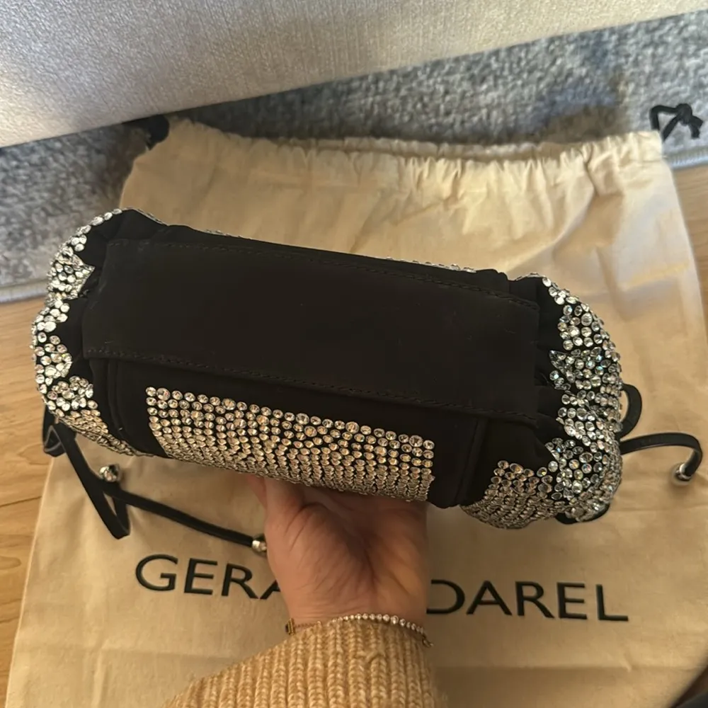 Crossbody bag in suede leather with strass - Image 5