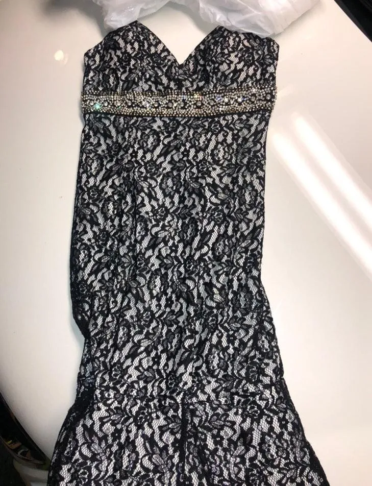 Black/White Lace prom dress Black Size 4 - Image 2