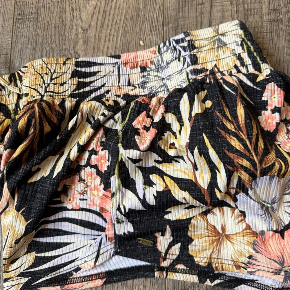 Paradise Calling Floral Tropical Print Ribbed Swim Short Boardshorts M - Image 6