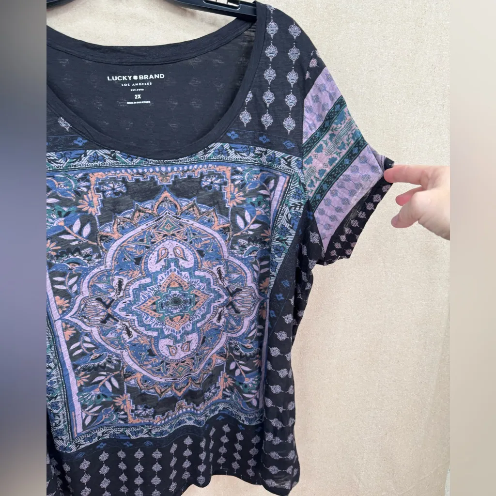 Lucky Brand Black and Blue Tee Women's 2X Geometric Print Scoop Neck Multicolor - Image 4