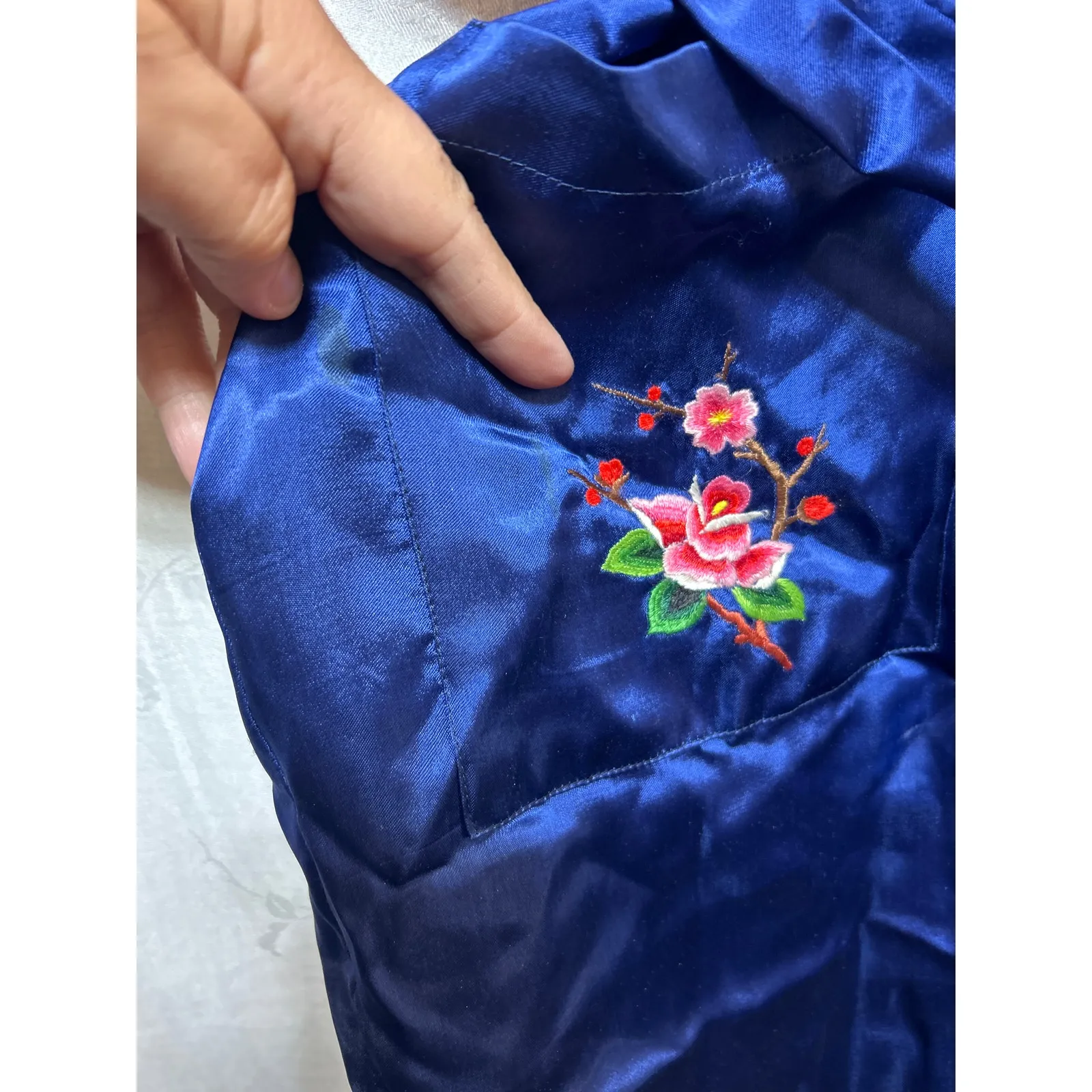 Lyre Bird Robe Kimono Small Blue Satin Embroidered Flowers Birds Vintage Belt - Image 4