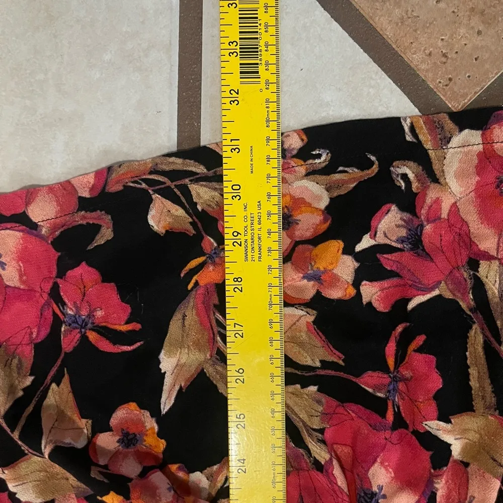 Free People Black and Pink Jumpsuit with Vibrant Style keyhole - Image 8