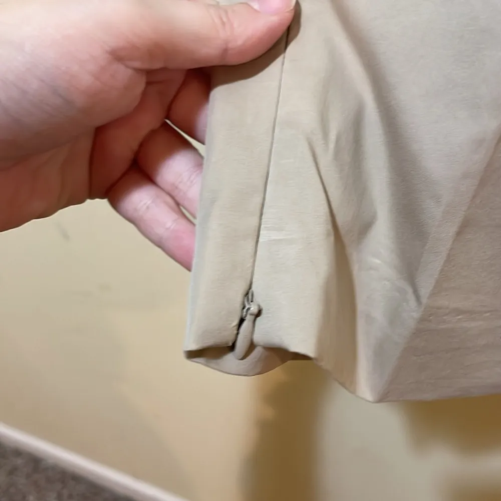 Womens New Ann Taylor Signature Fit Cropped Leg Relaxed Fit Dress Pants - Image 3