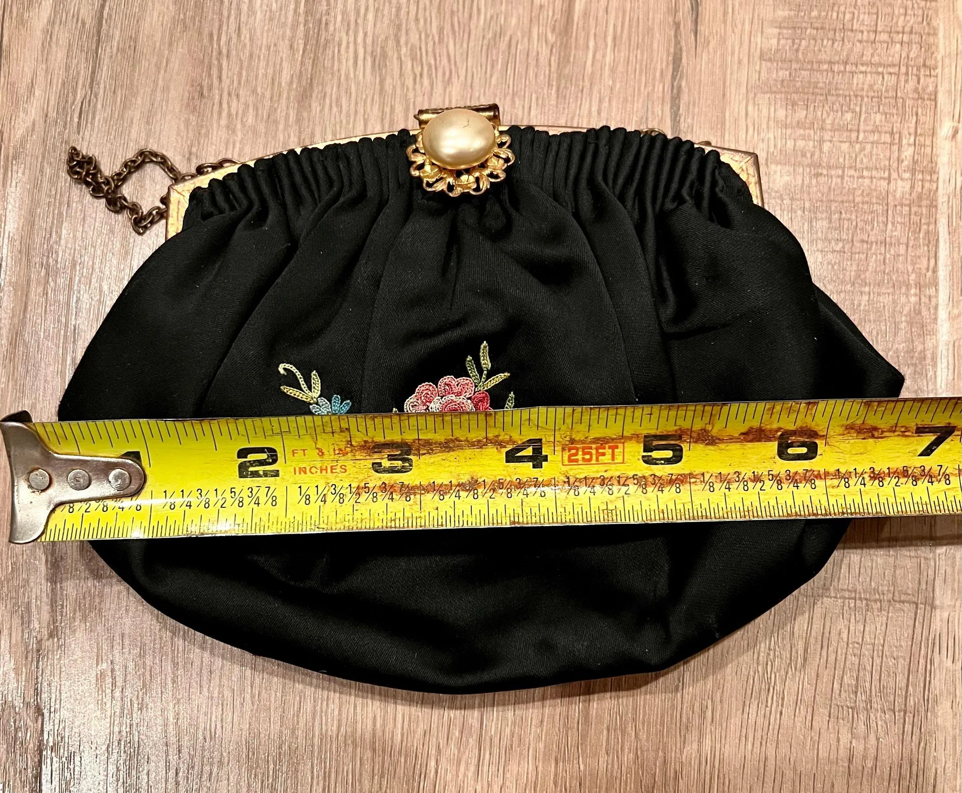 French Black Silk Embroidered with Pearl Buckle Evening Handbag Purse Vintage - Image 7