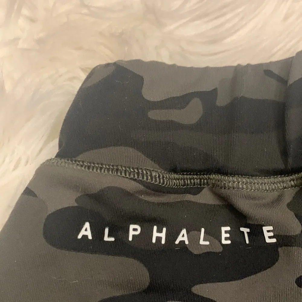 premium camouflage stretch joggers M - Image 10