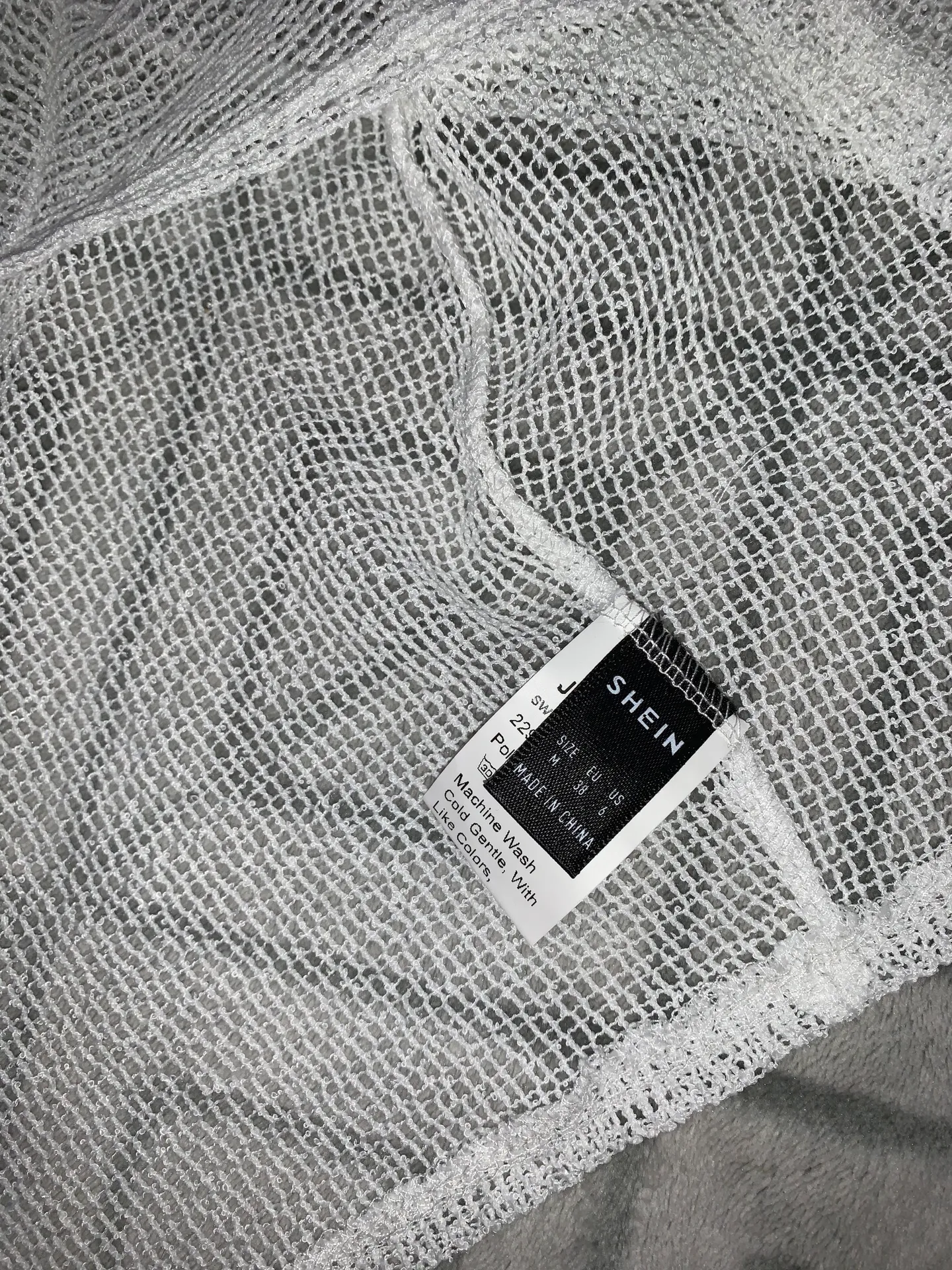 SheIn Crotchet cropped blouse - Image 4