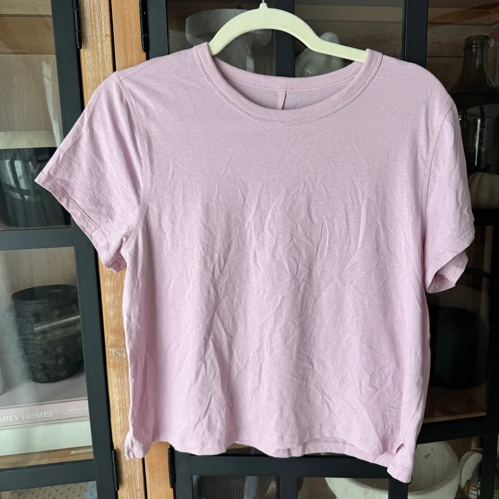 Lululemon tee short sleeve Classic-Fit Cotton Blend T-Shirt Meadowsweet Pink - Image 2