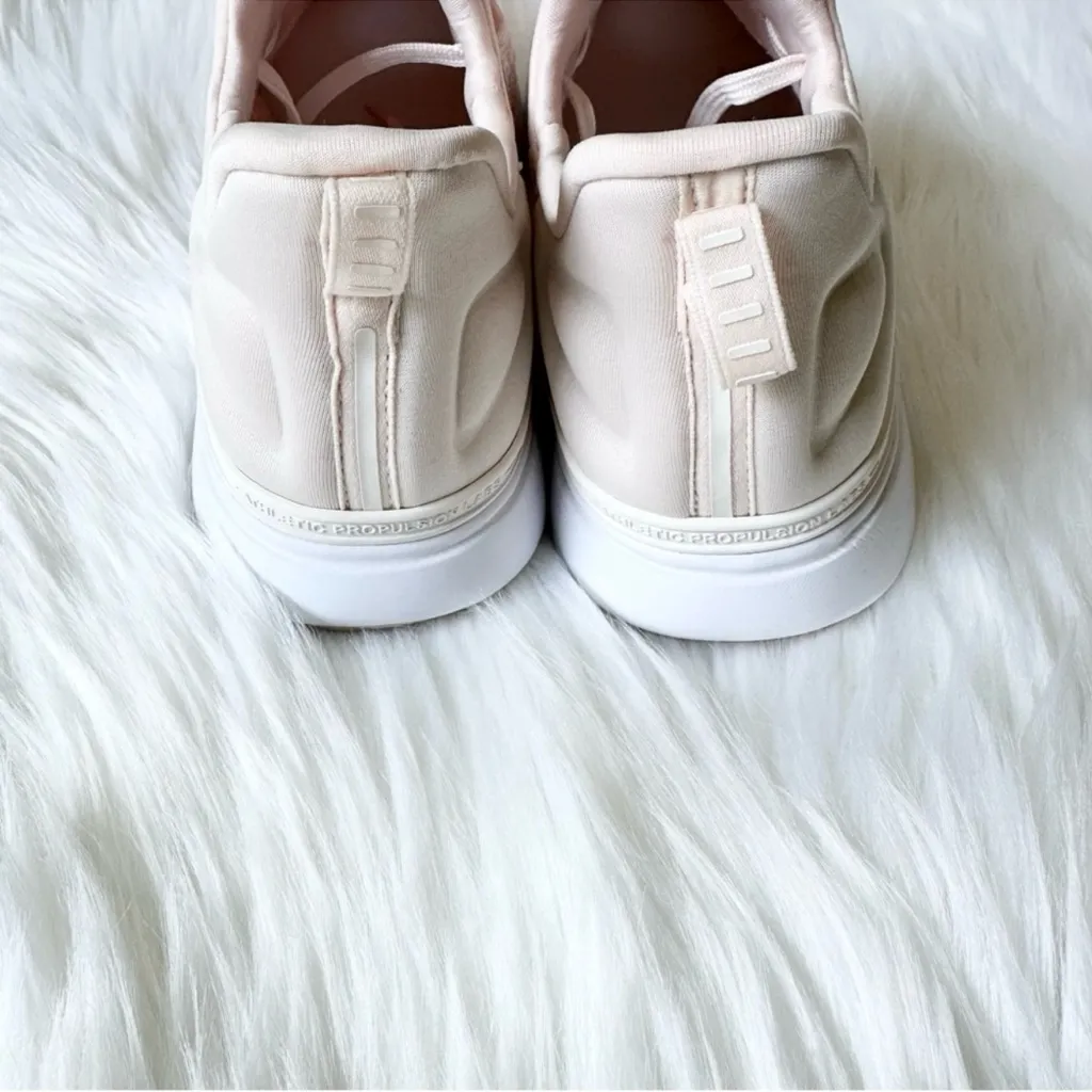 APL Athletic Propulsion Labs Soft Pink TechLoom Tracer Size 10.5 NWOB - Image 5