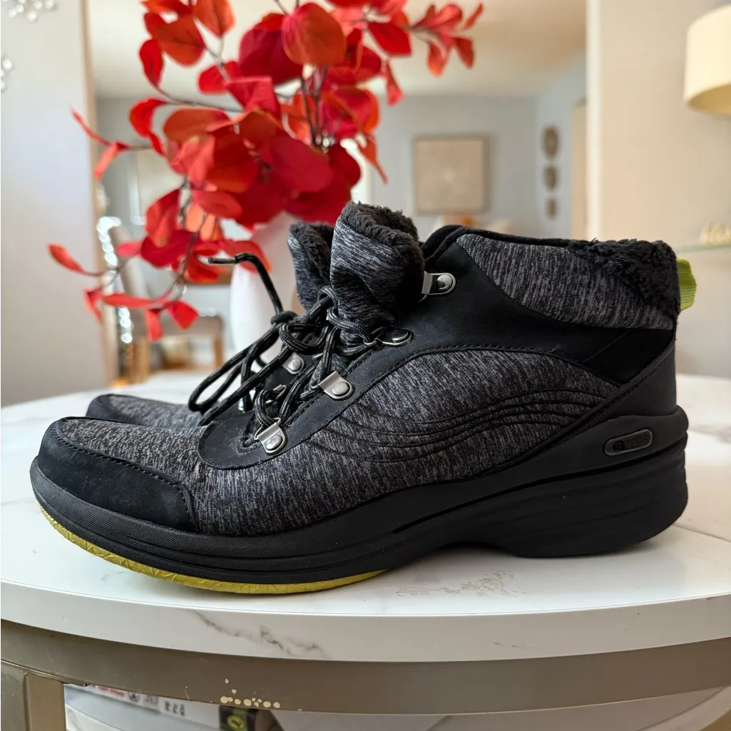 Bzees Black and Yellow Comfort Shoes Size 8.5 - Image 6