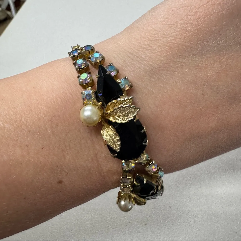 Vintage 1950s Juliana Gold Tone Leaf Aurora Crystal Black Rhinestone Bracelet - Image 7