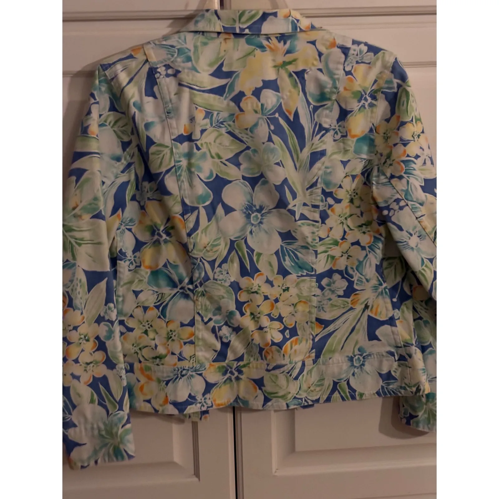 Talbots Petites Women's Floral Print Button Front Jacket Petite P - Image 4