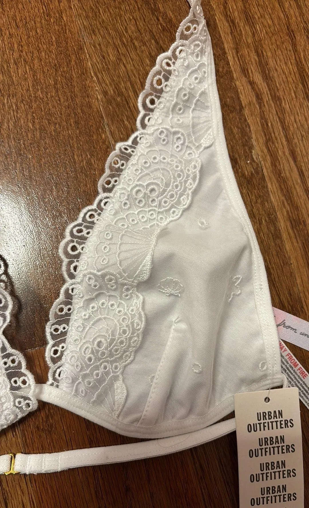 NWT  Out From Under Seaside Halter Bralette - Image 6