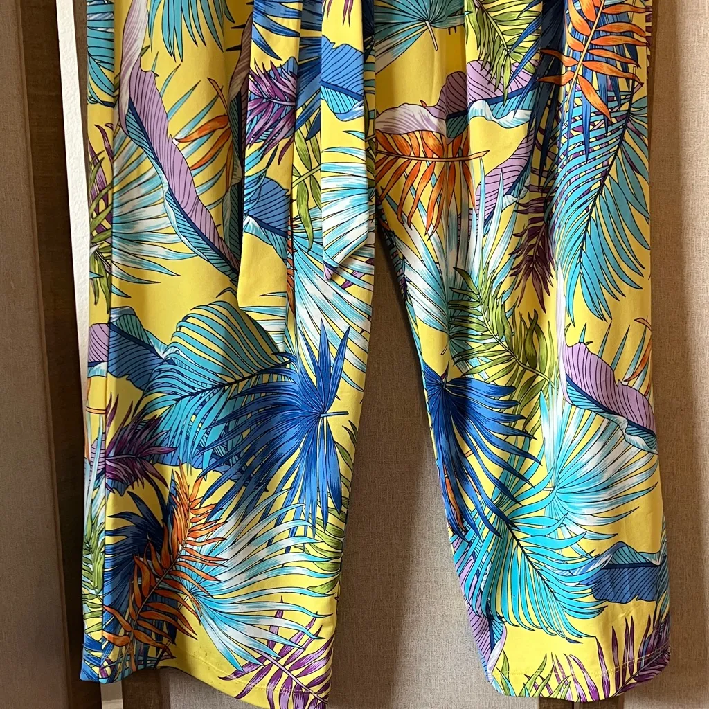 Soho Multicolor Abstract slacks xl - Image 5