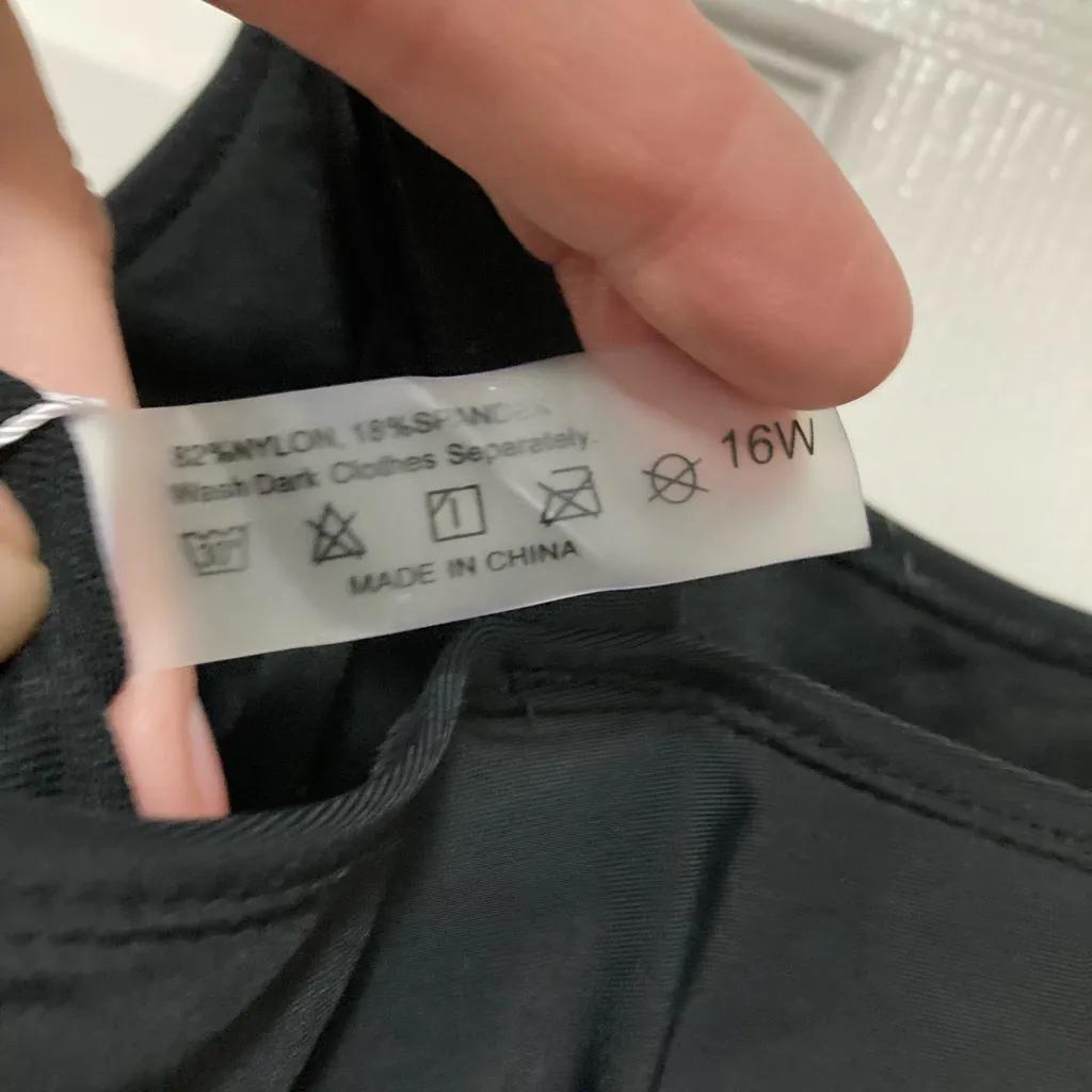 Younique Black Tiered Ruffle Tankini Size 16W - Image 5