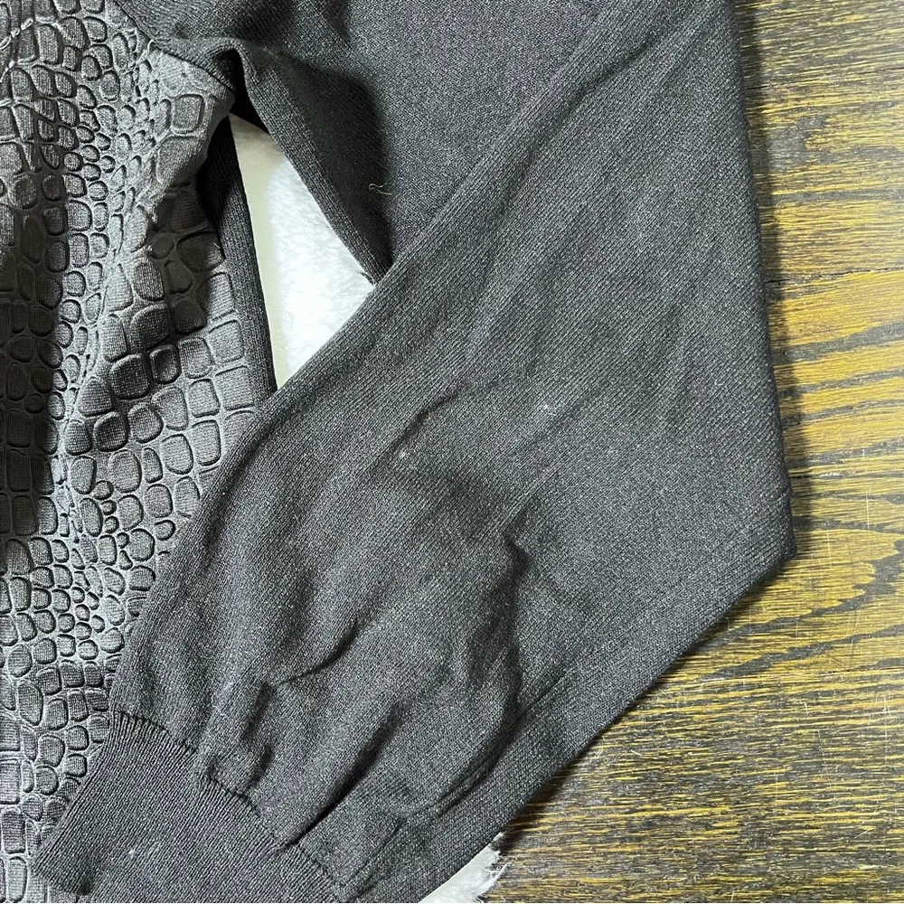 Black Embossed Reptile Texture Double Zipper Top - Image 9