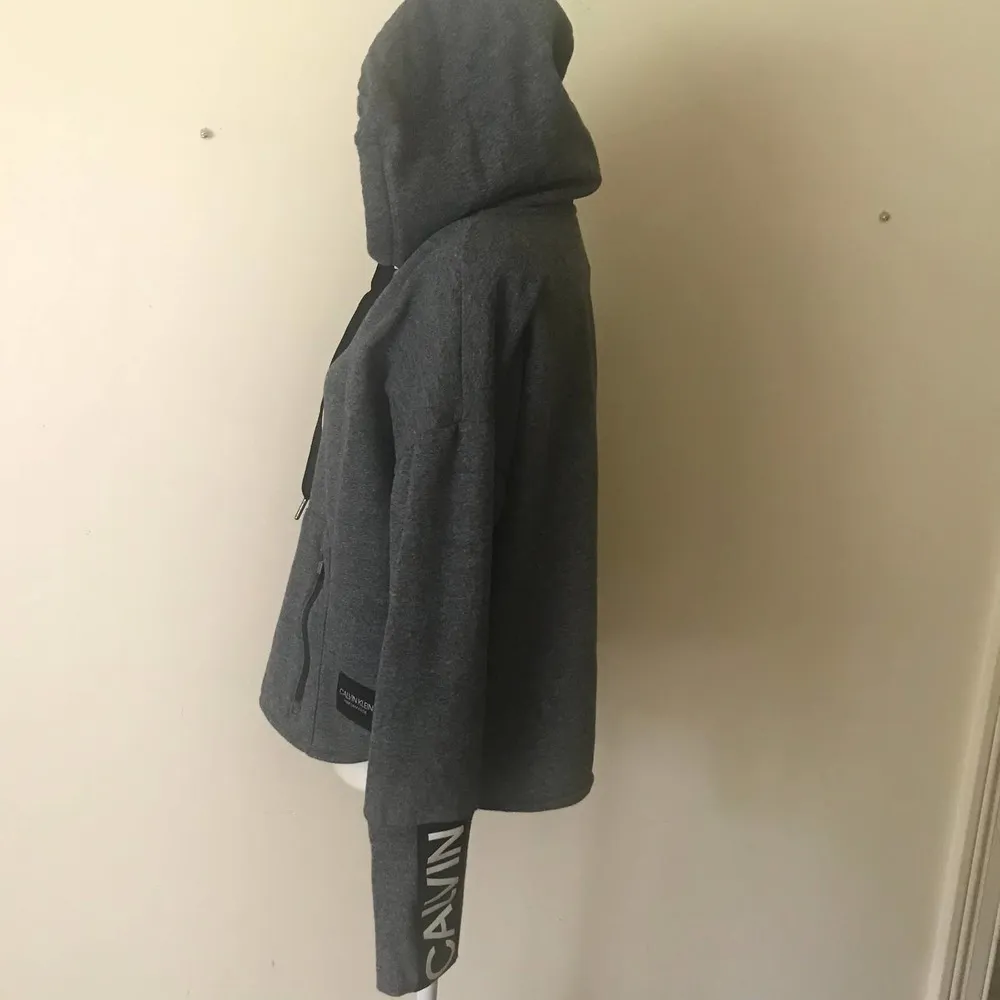 Performance Cropped Full Zip Hoodie Dark Gray Long Sleeves Size M - Image 3