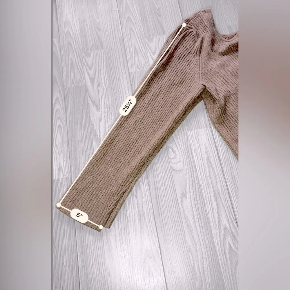 OLD NAVY Women’s U Neck Light Brown Sweater - Image 6