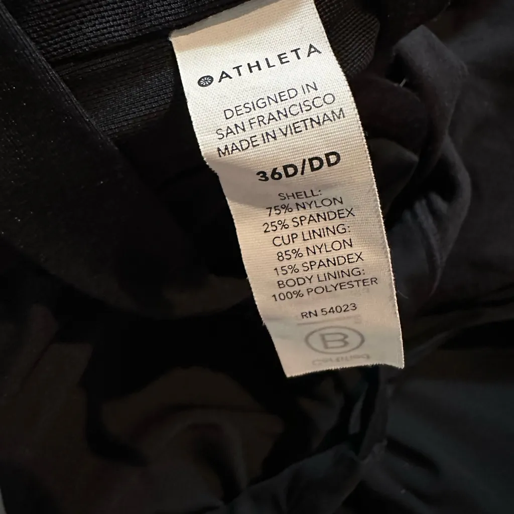 Athleta Sleek Black Tank Top - Image 10