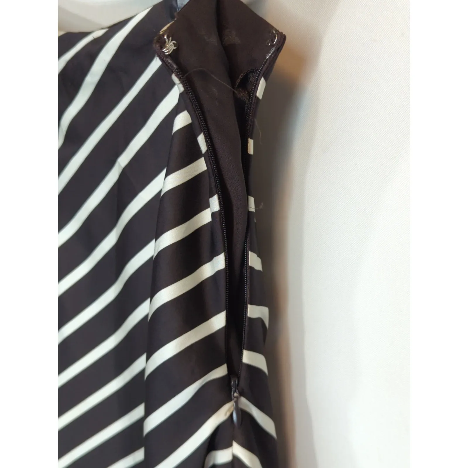 Lauren Ralph Lauren Brown & White Chevron Striped Skirt Size 2 Mermaid Core - Image 2