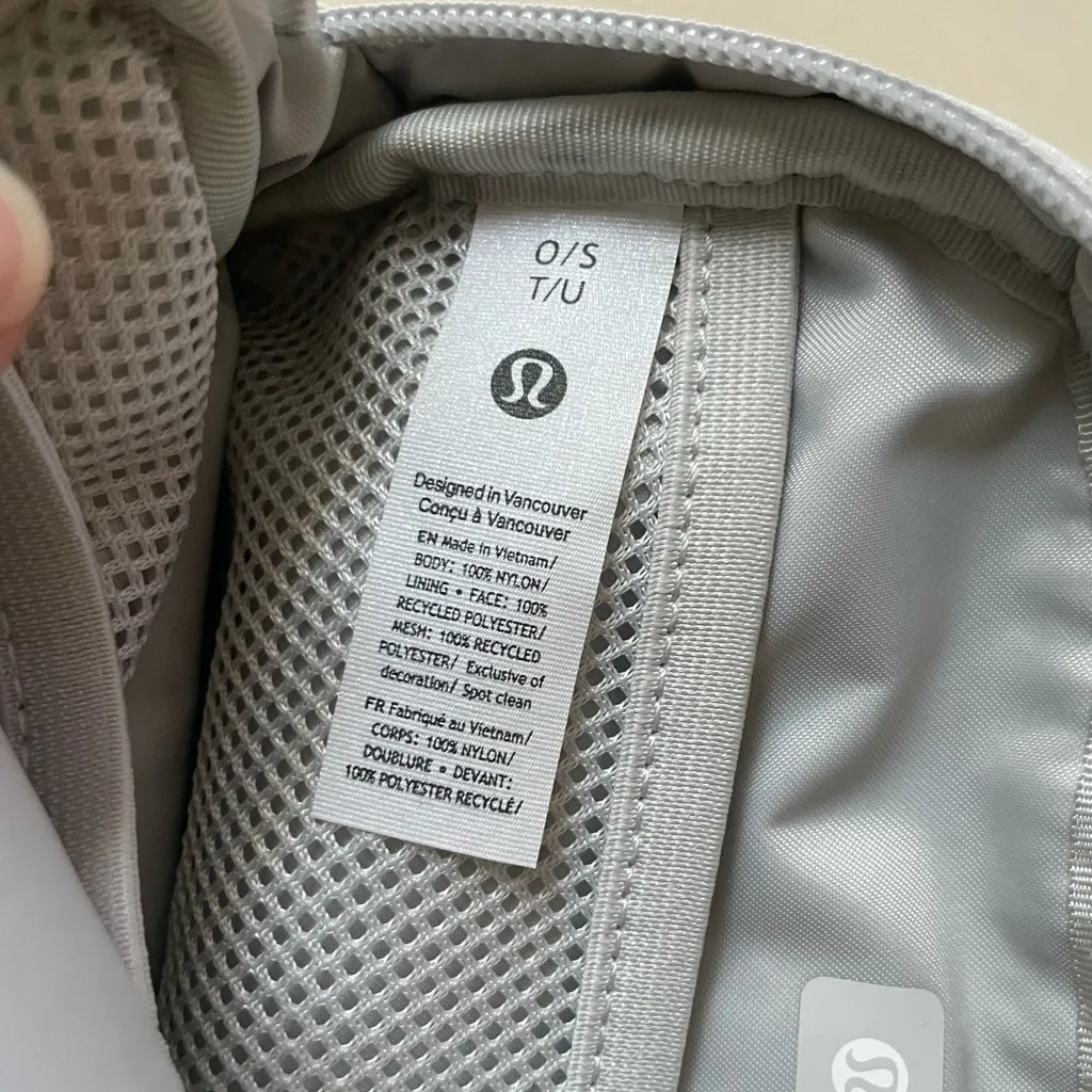 Everywhere Belt Bag Ripstop - Silver Drop - Image 9