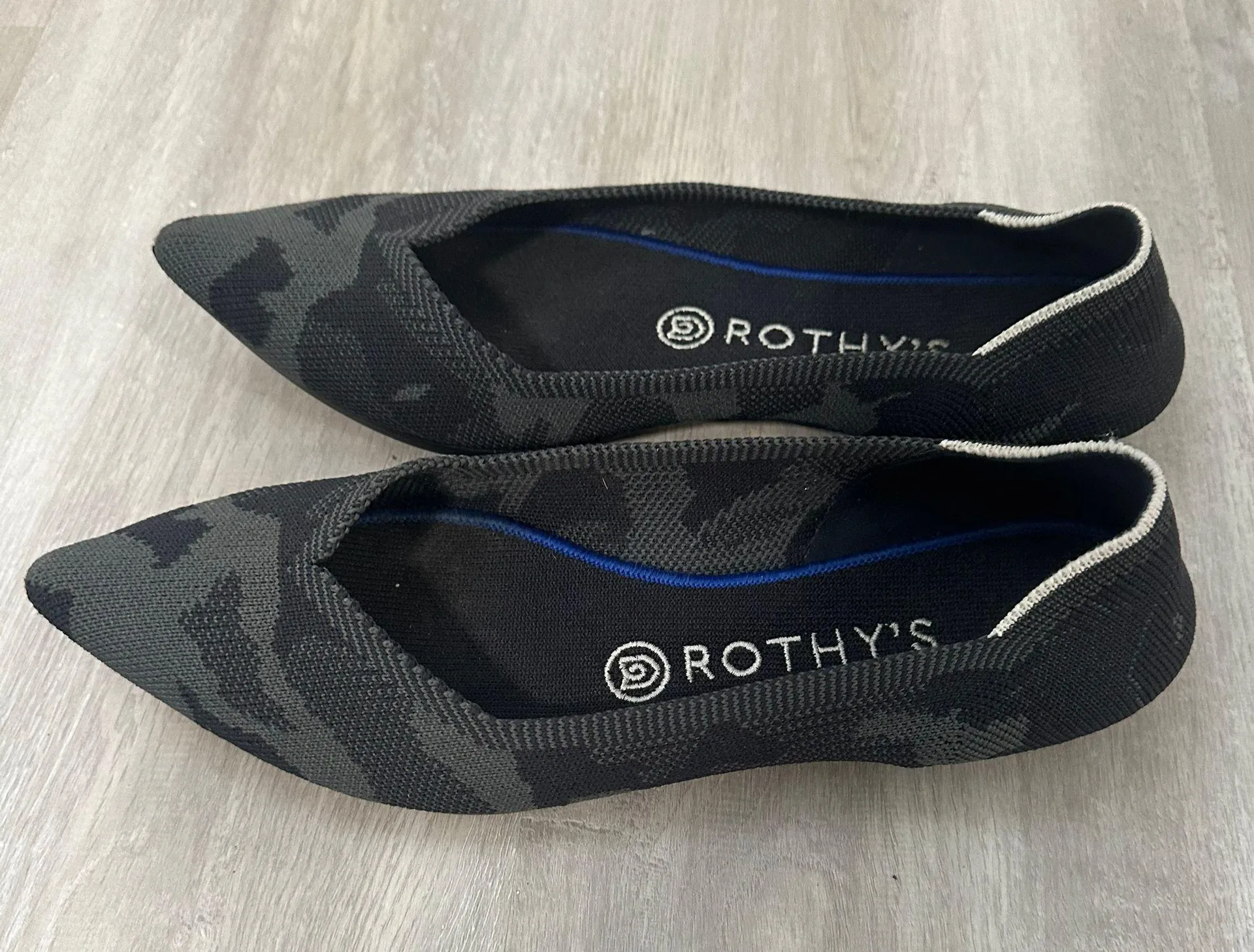 Rothy’s gray camo print points pointed toe flats size 8 - Image 2