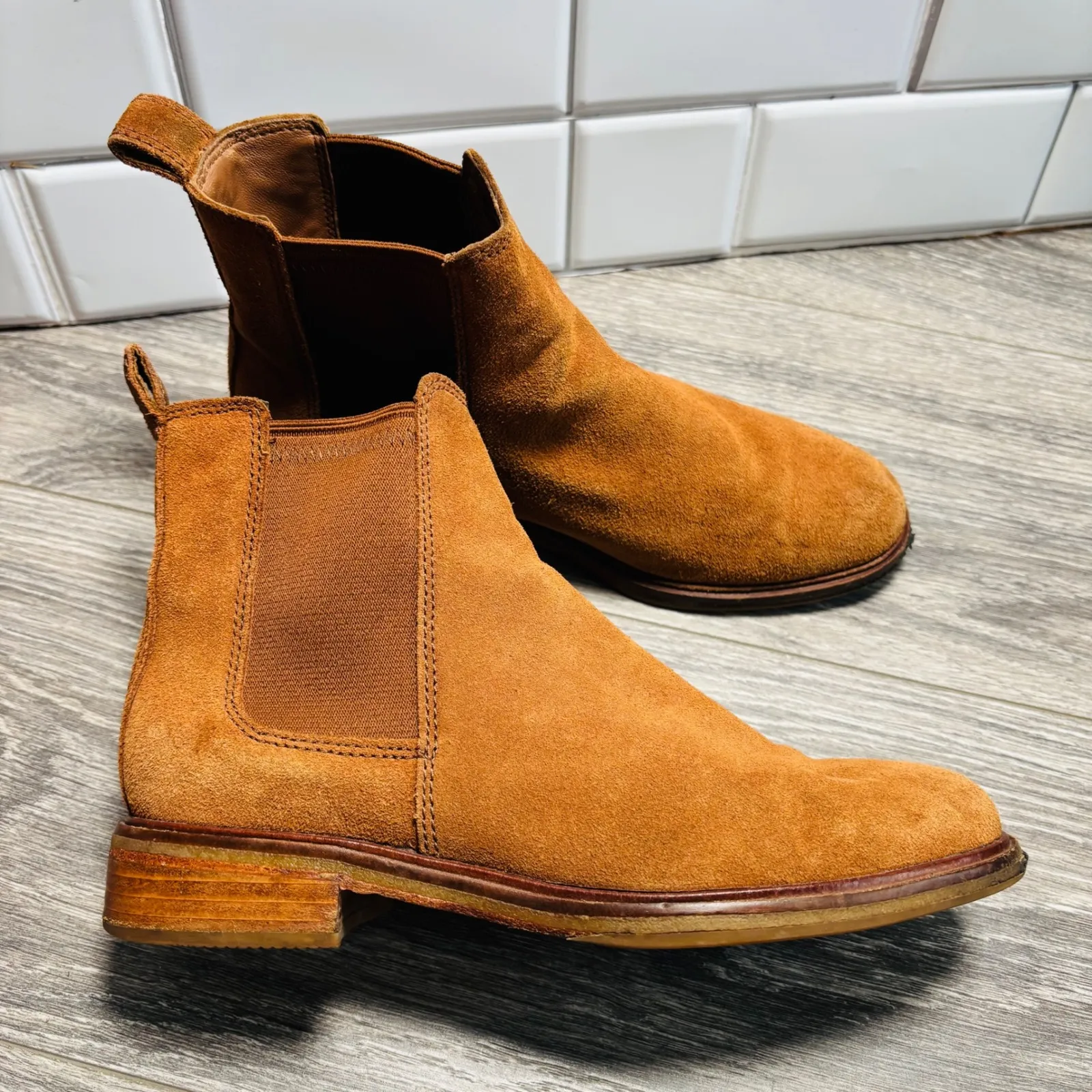 Clarks Clarksdale Arlo Dark Tan Suede Boots for Women Brown Ankle Booties 7M - Image 3