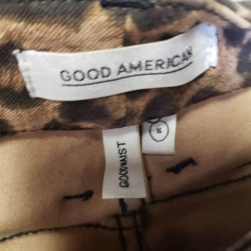 Good American Good Waist Leopard sprint Skinny Jeans Size 16 - Image 8