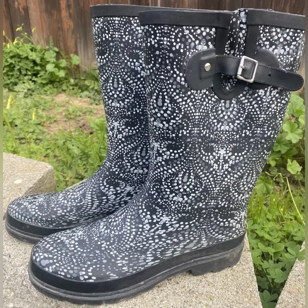 WESTERN CHIEF WOMEN'S BLACK Symphonic PULL ON MID CALF RAIN BOOTS SIZE 10 - Image 1
