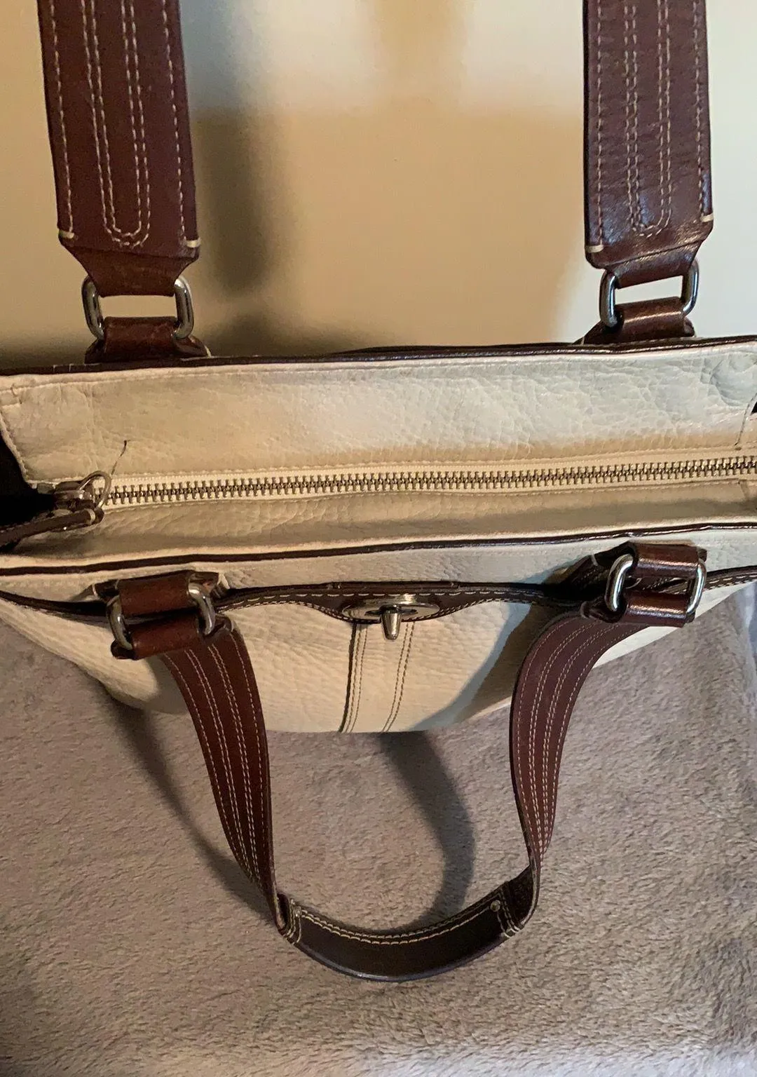 Coach Vintage Purse - Image 6