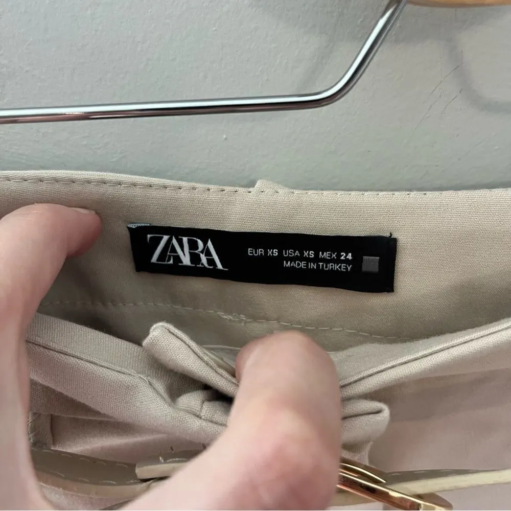 Zara Hi-Rise Pleated Prep Shorts Khaki - Image 4