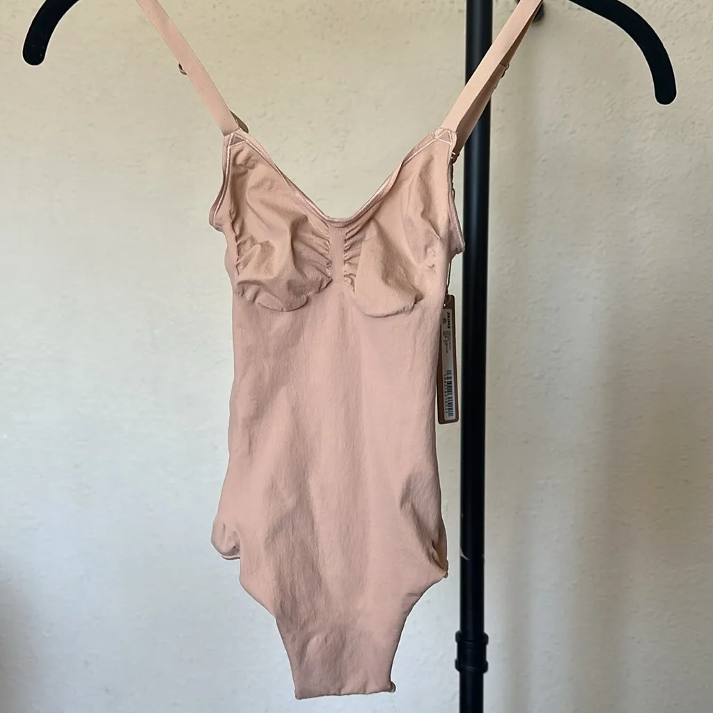 SKIMS EVERYDAY SCULPT BODYSUIT Clay size S‎ NWT - Image 2