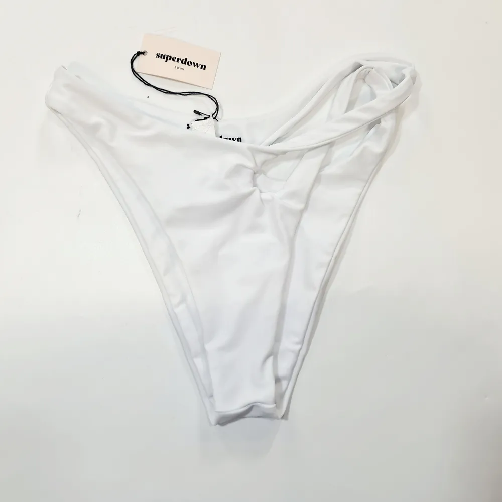 superdown  Misty Bikini Bottom in White - Image 3