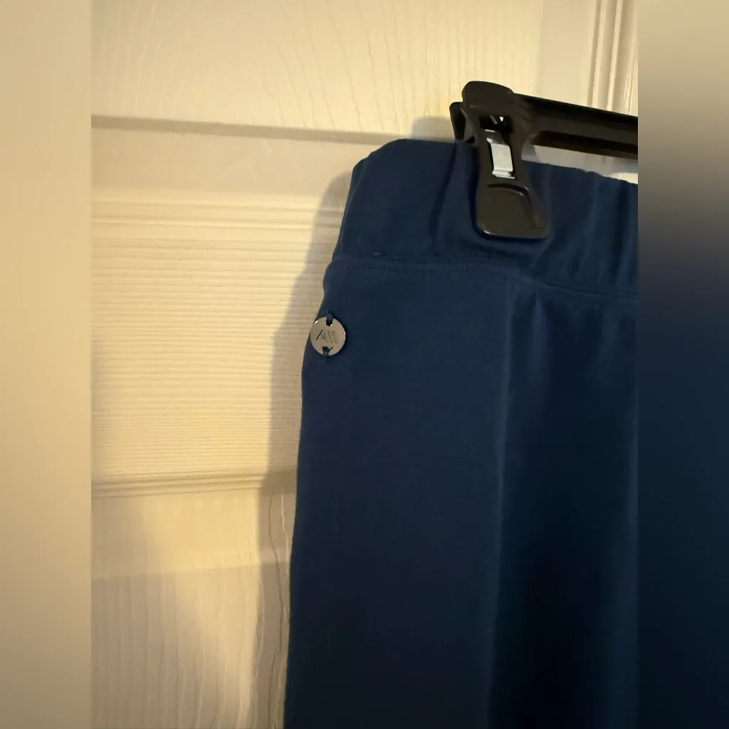 Andrew Marc Women's Scuba Satin-Trim Slim-Leg Pants Navy Blue Knit Pants Large - Image 7