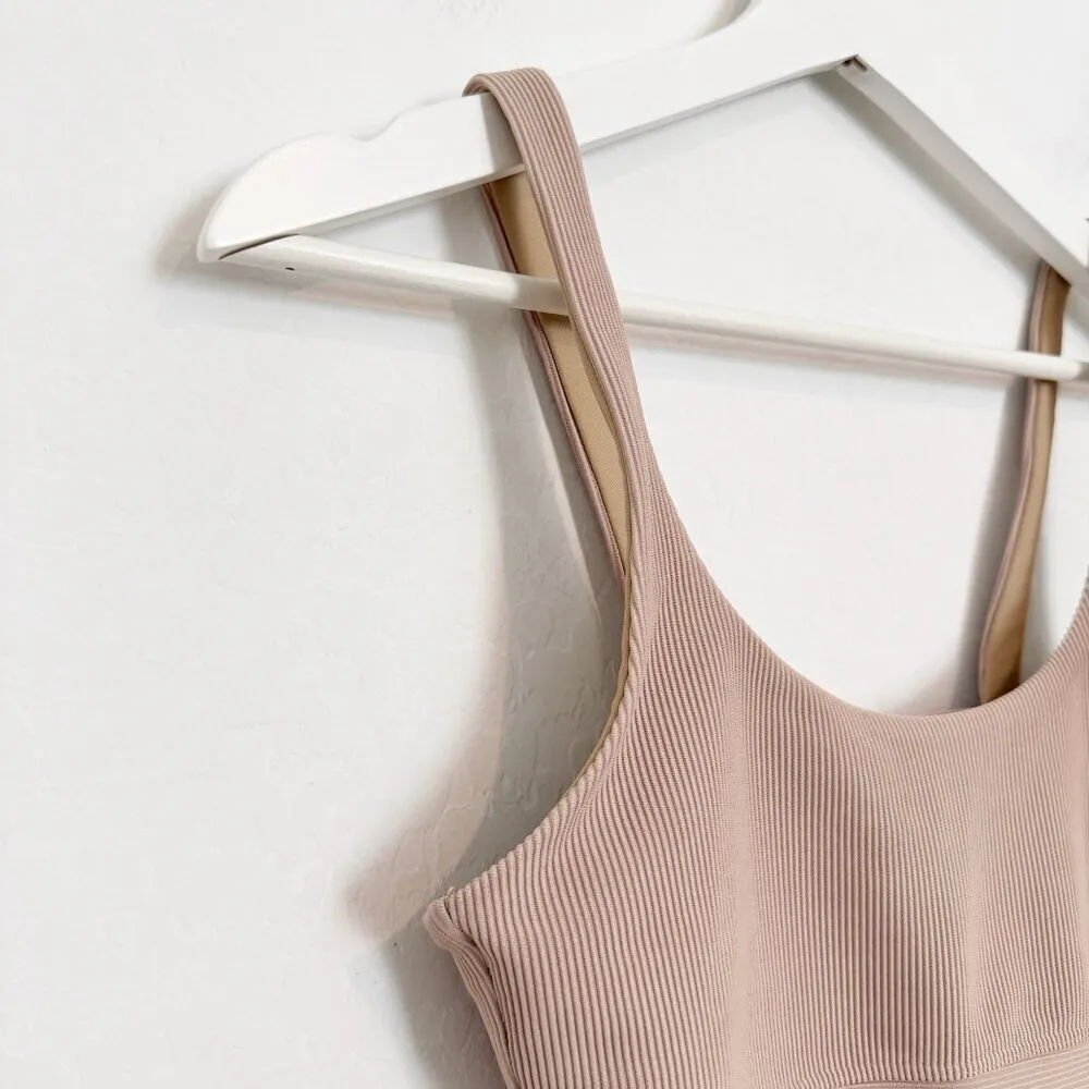 Beach‎ Riot Leah Scoop Neck Cropped Athletic Tank Top Tan Beige Gym Size Small - Image 4