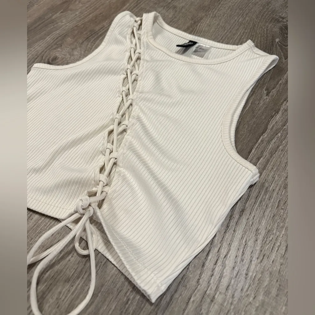 H&M Cream Lace-Up Summer Crop Tank Top | Shirt - Image 2