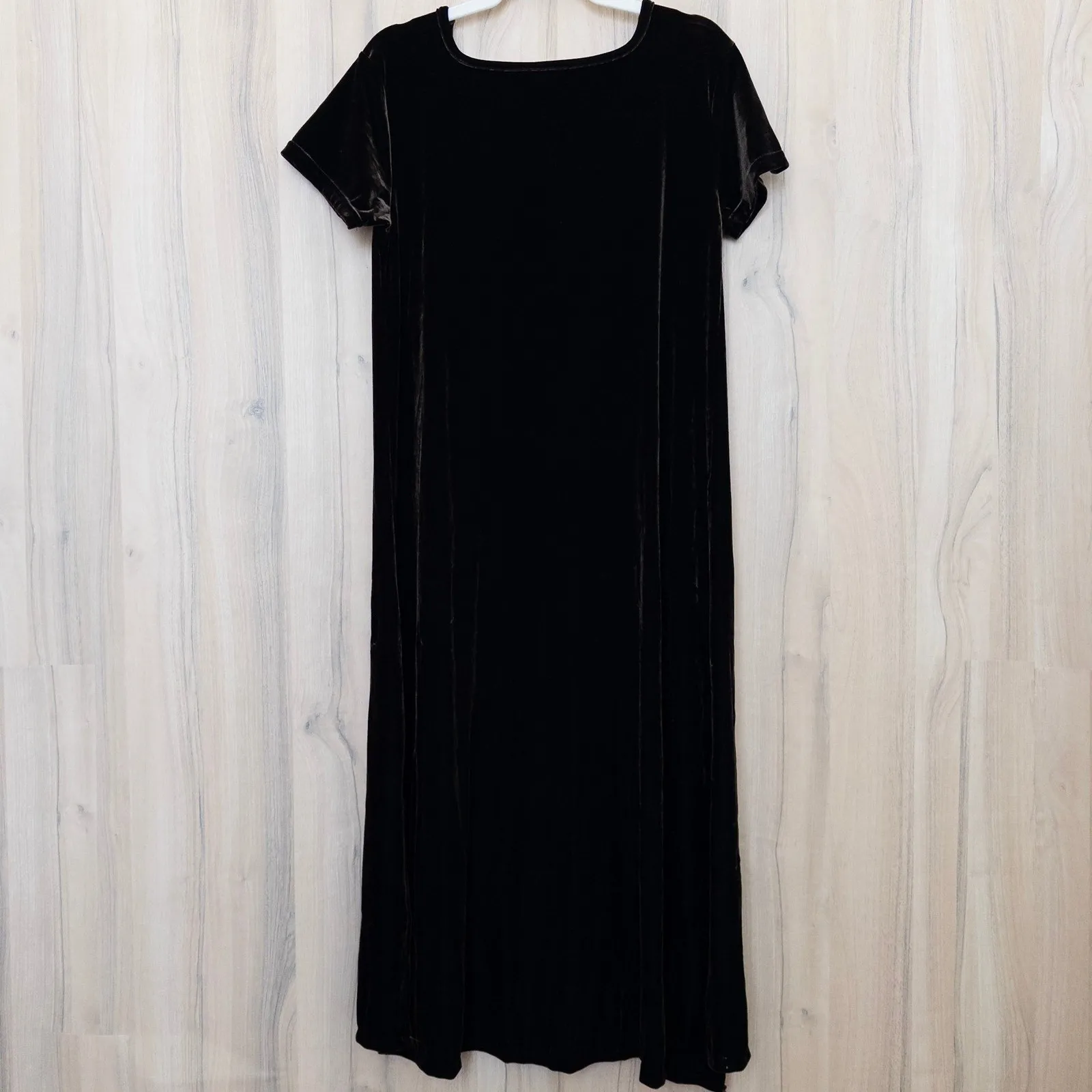 Cassini Women's Black Velvet Square Neck Short Sleeve Maxi Dress Size Medium - Image 6