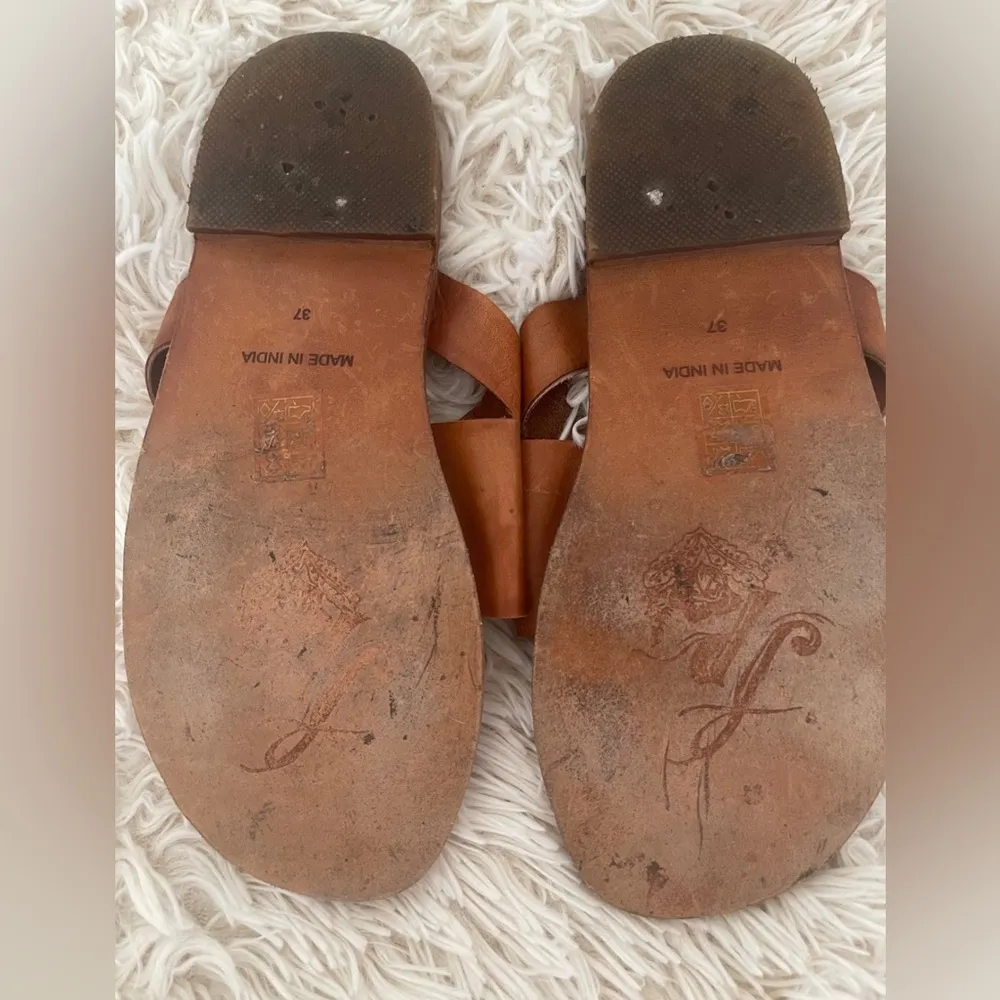 Free People del mar slide crossover Tan Leather  sandals Size 37 EUC - Image 3