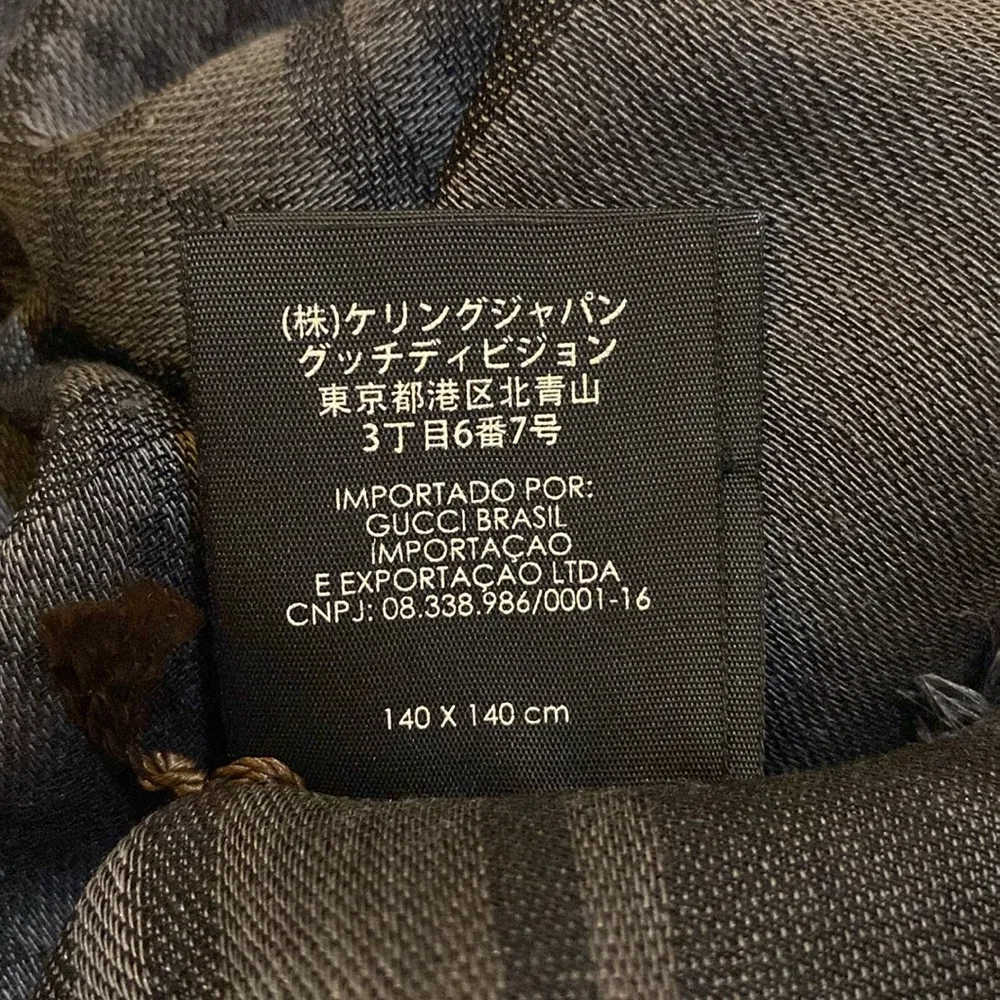 Gucci Shawl Surviee 140X140 80% wool 20% silk Scarf - Image 4