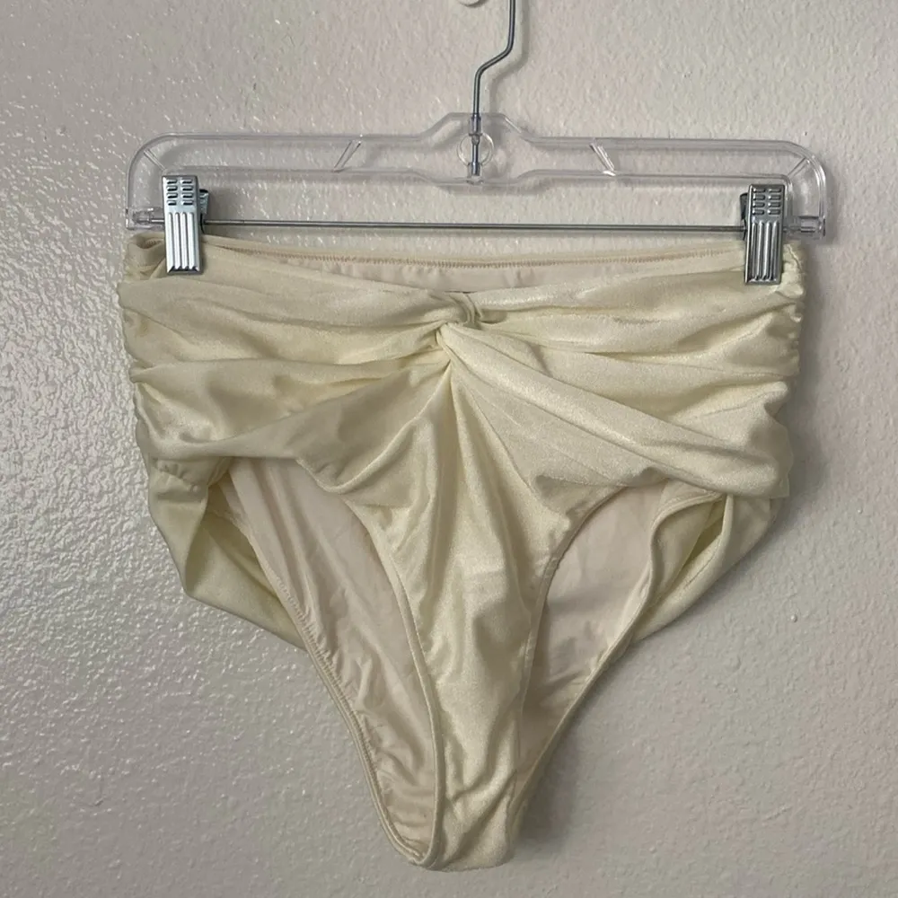 PatBO M Cream High Rise Rouched Bikini Swim Bottoms Size M - Image 4