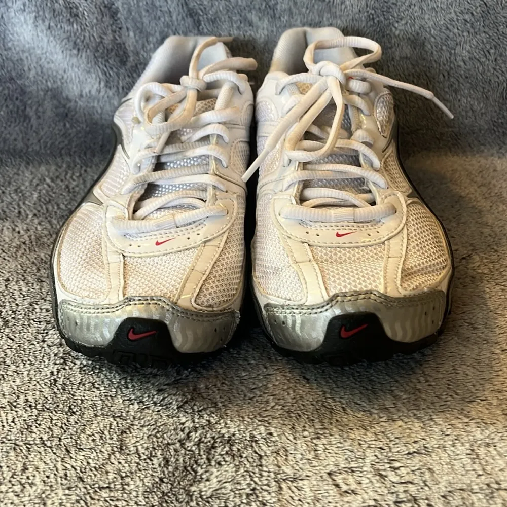 Nike EUC  Reax Run 5 - Image 6