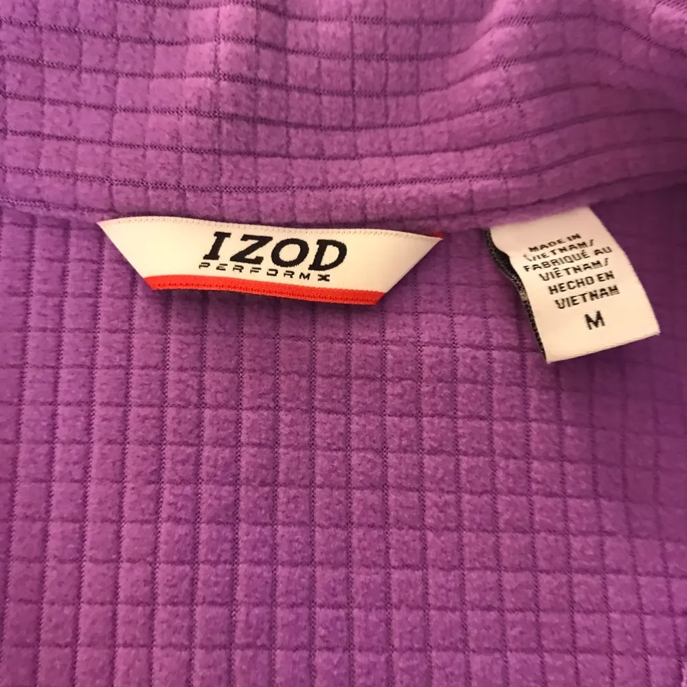 IZOD Performance Active Thermal Workout Pullover - Image 3