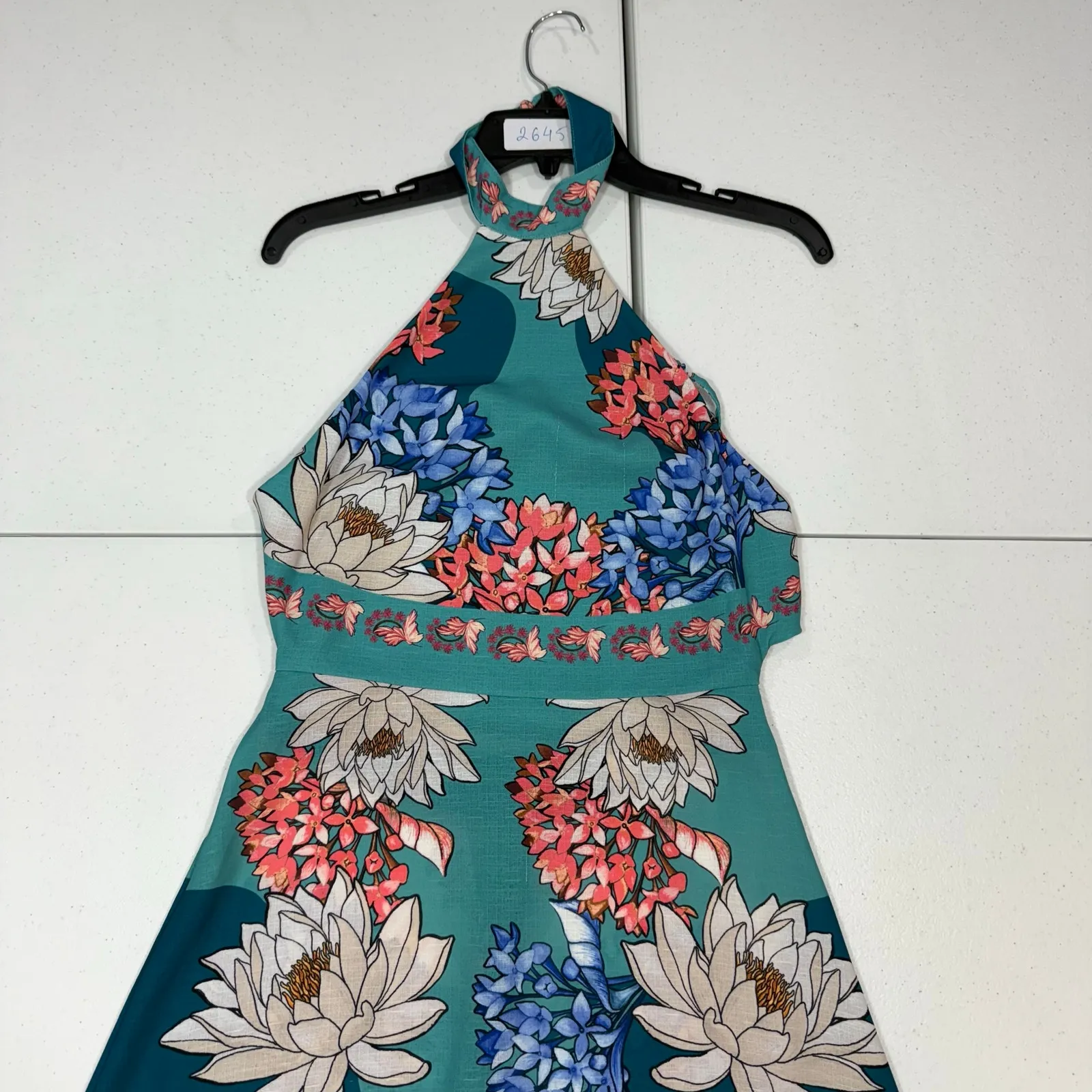 Agua Bendita Darmy blue floral
Maxi halter Dress Small - Image 5