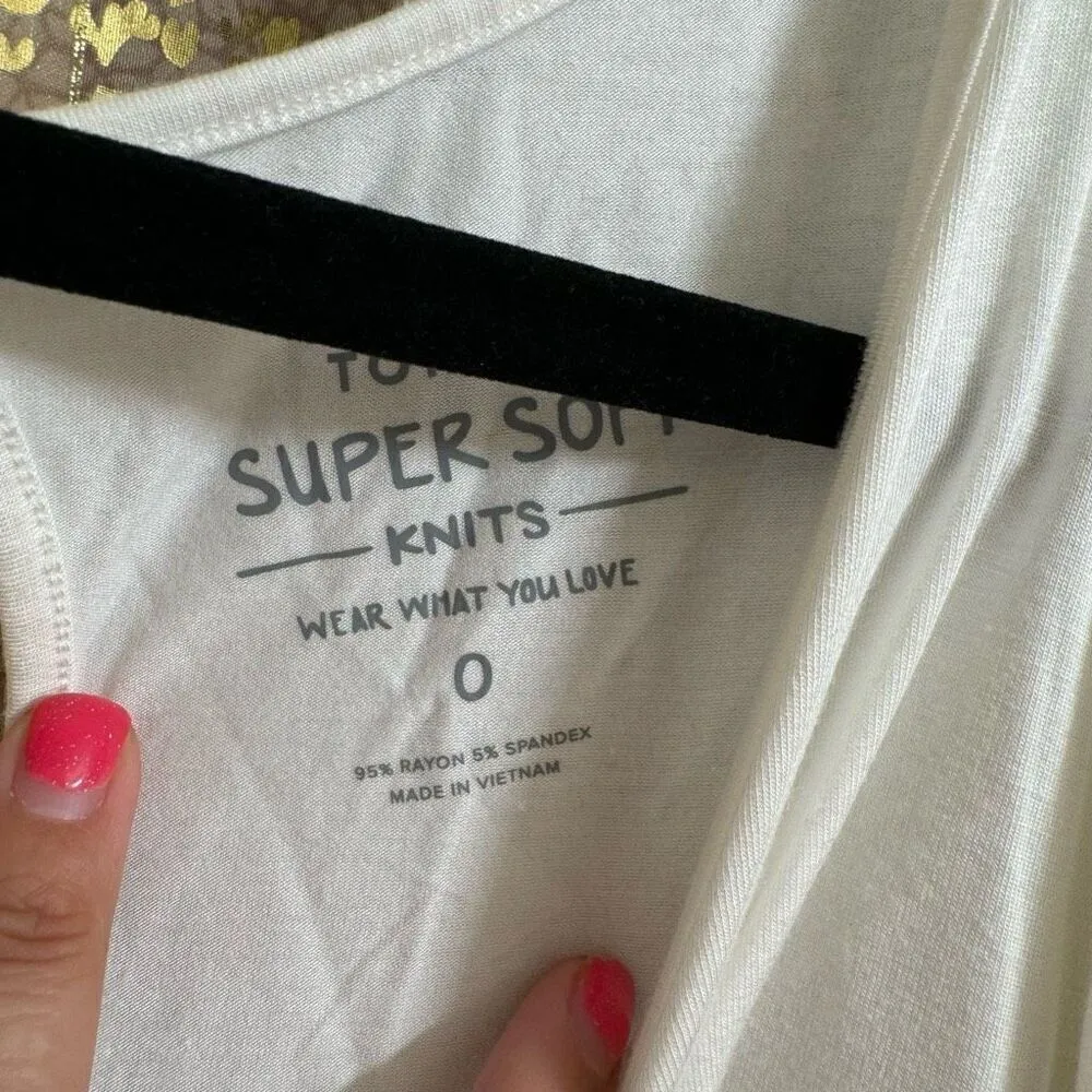 Torrid Ivory Cold Shoulder Super Soft Banded Bottom Tee 0 L 12 NWT - Image 4