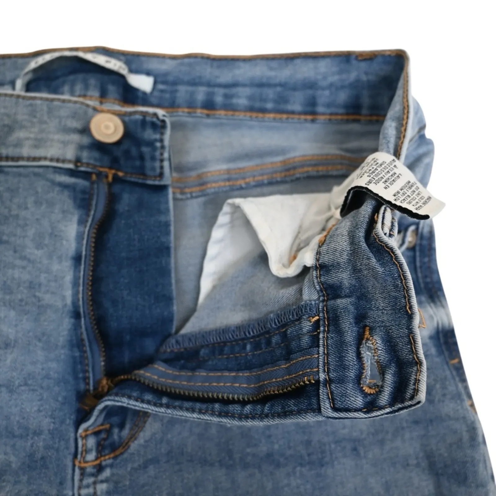 Celebrity Pink Womens 7/28 Distressed Flare Jeans - Image 8